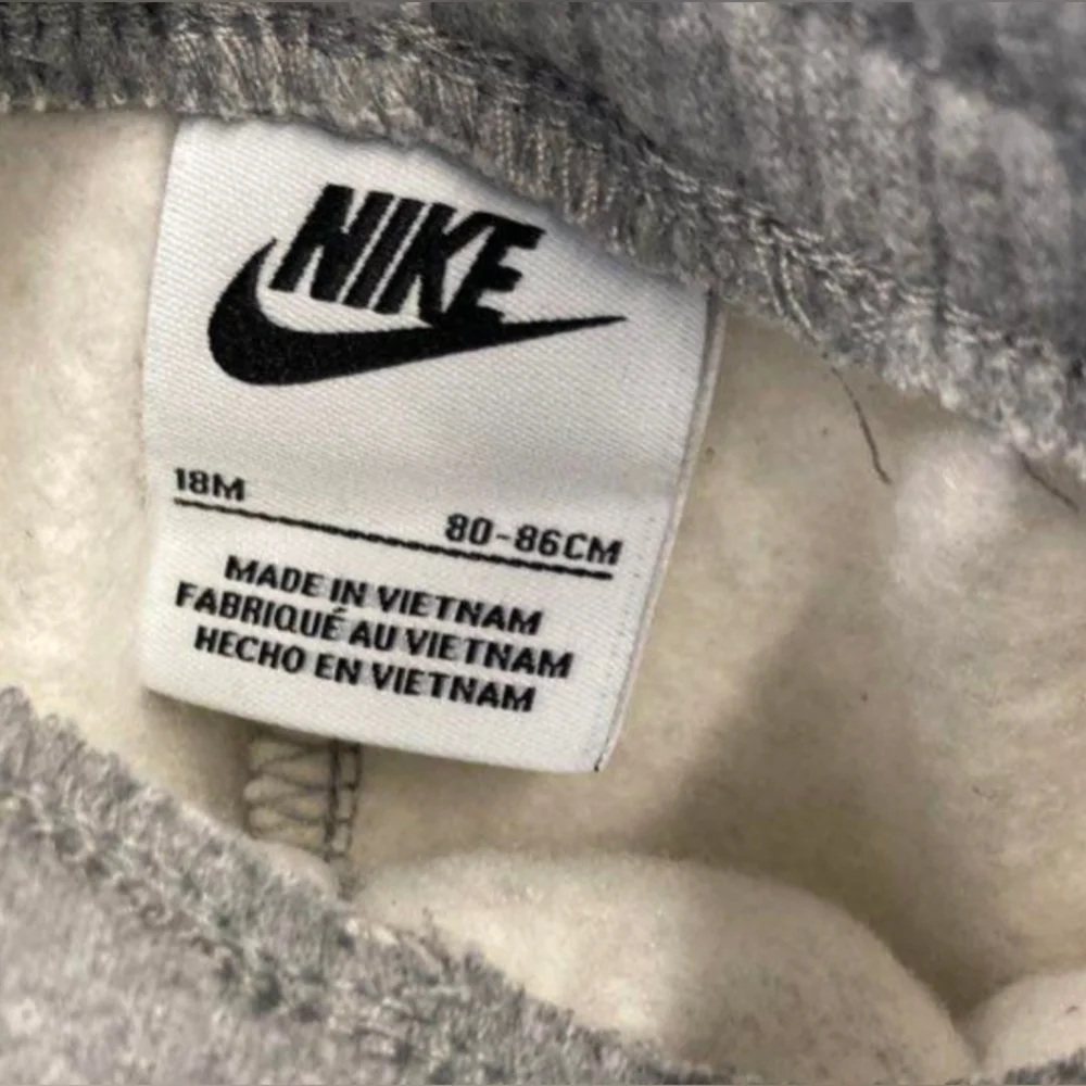 Nike Sportswear Club Fleece Baby (18M) Hoodie 2-Piece Set NWT MSRP $48 - Picture 6 of 7